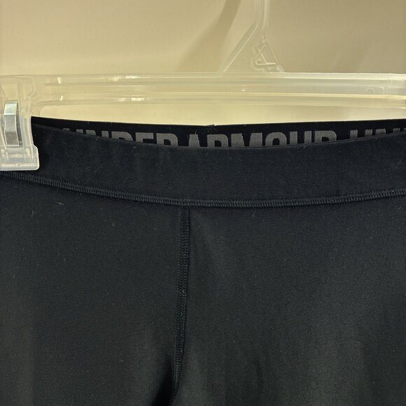 Under Armour Womens S Black Capri Leggings Athletic Workout Compression Pants - Picture 3 of 5
